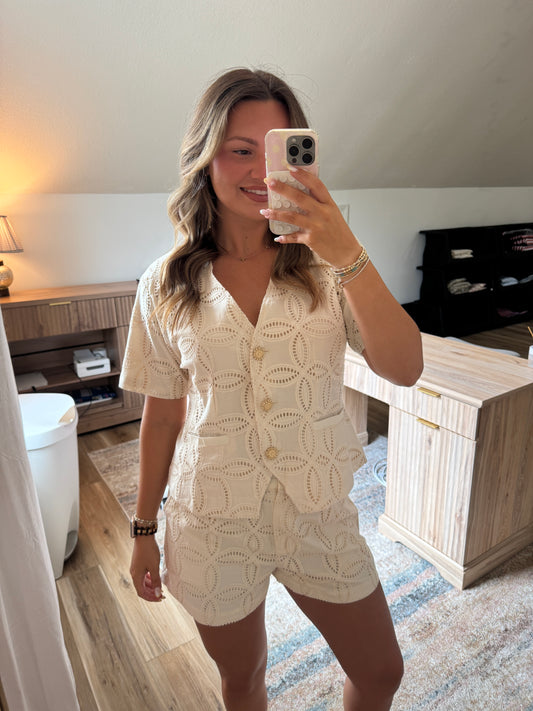Capri Eyelet Set