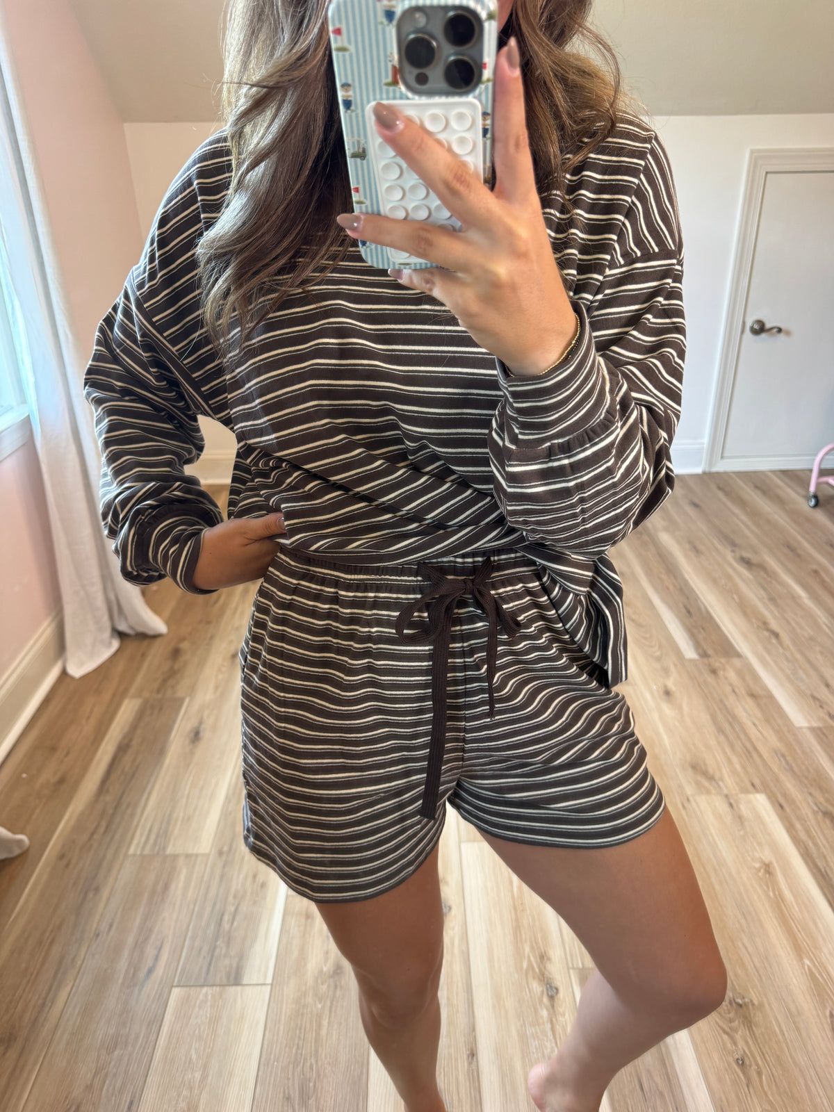 Mocha Cream Set