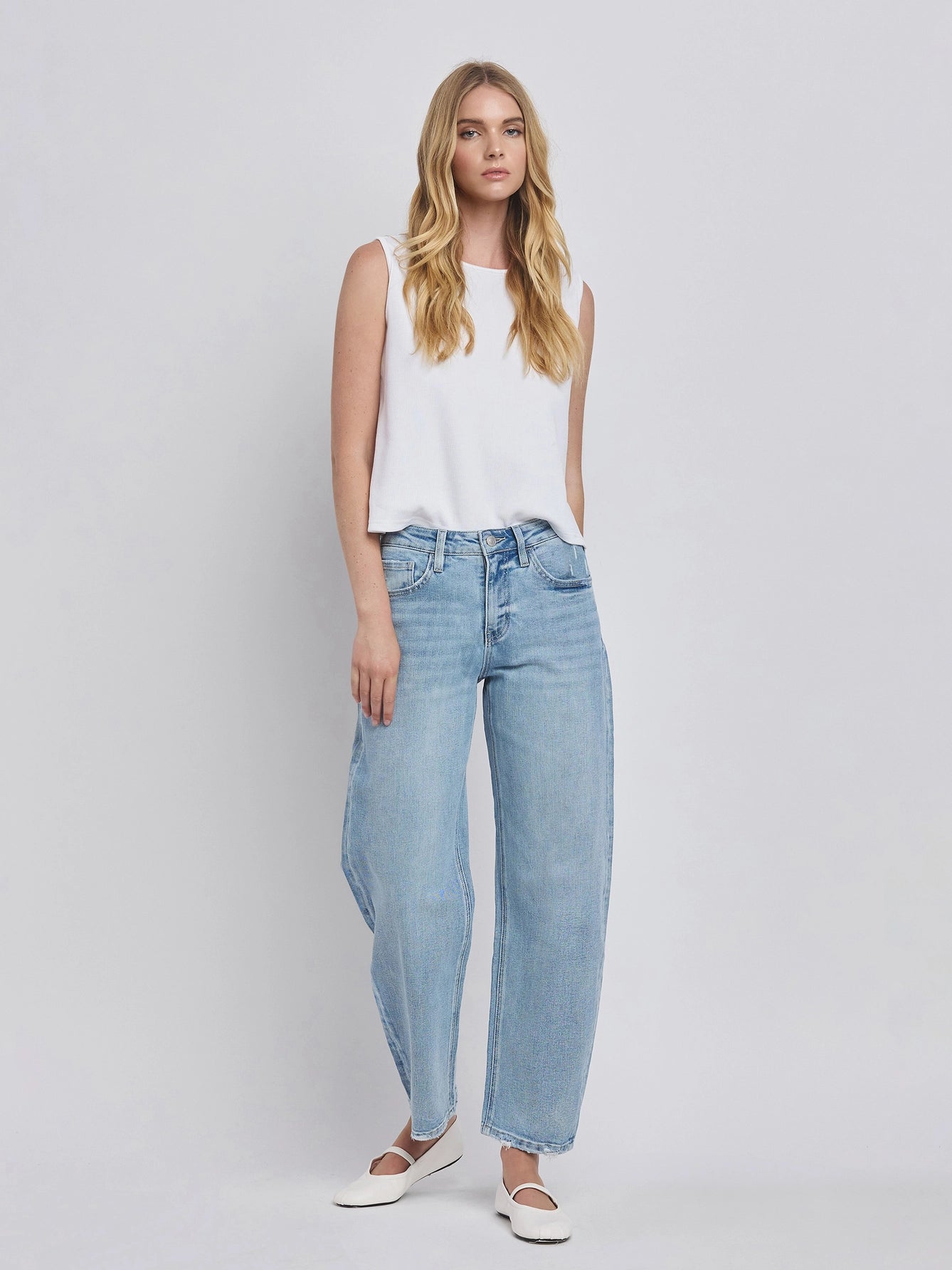 Light Wash Barrel Jeans